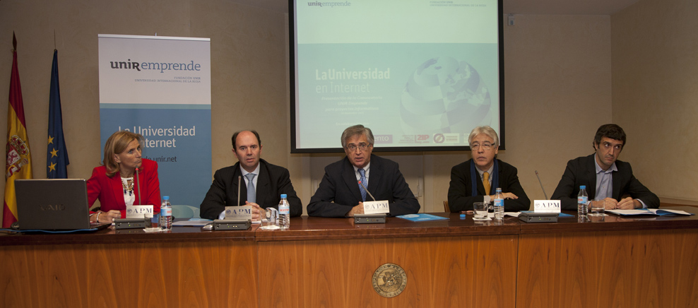 De Izq., a Dcha., Esperanza Calderón, Aurelio López-Barajas, Nemesio Rodríguez, Obdulio Martín y Fernando Belzunce. Foto: Miguel Ángel Benedicto / APM